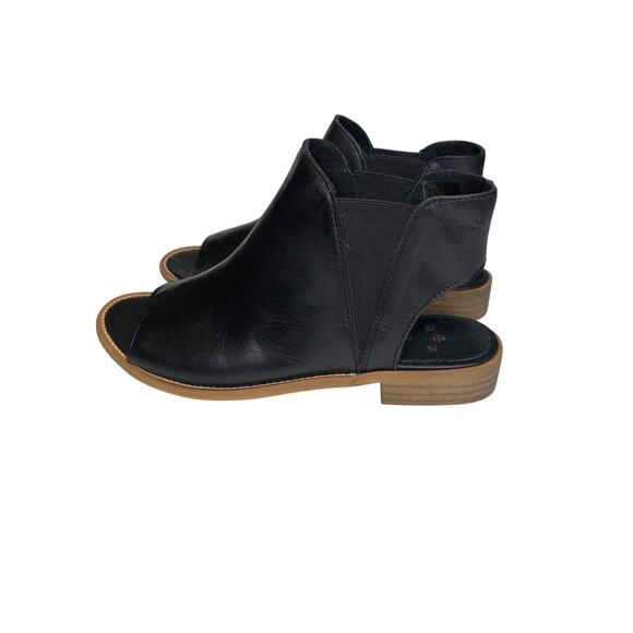 Musse & Cloud Black Open-Toe Flats - Picture 3 of 15